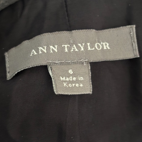 Classic Ann Taylor Black Women's Blazer - Picture 6 of 6